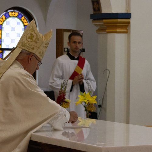 Bishop Kevin Rhoades dedicates new altar of sacrifice at the Oratory of the Holy Family