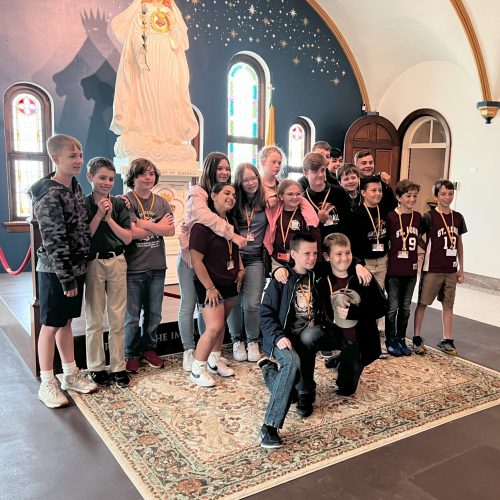 Youth pilgrims visit from Saint Louis Academy